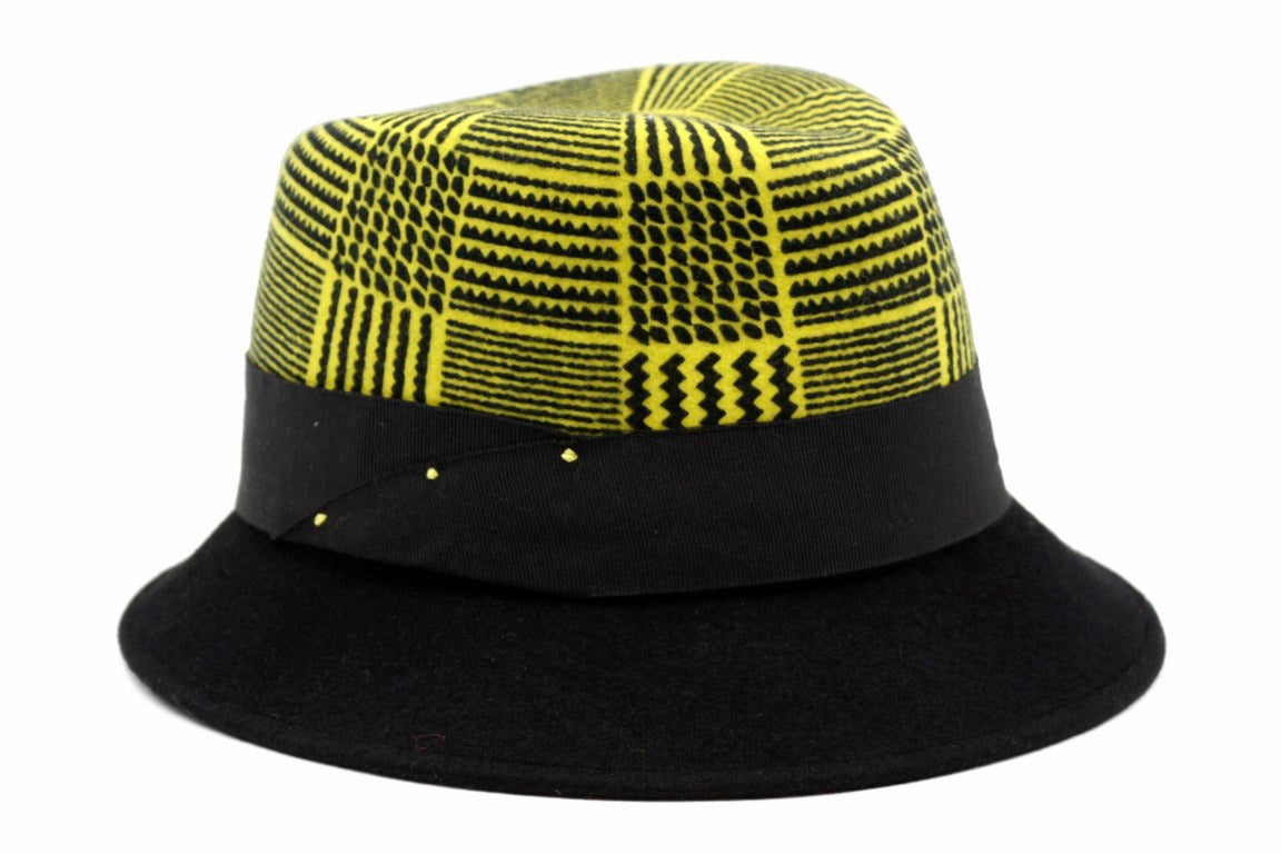 CAPPELLO FELTRO LANA BICOLORE DIS 18