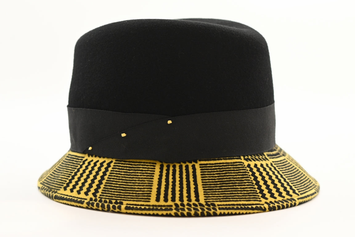 CAPPELLO FELTRO LANA BICOLORE DIS 18
