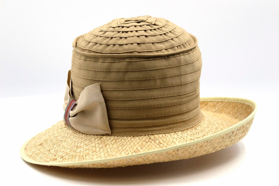 CASUAL RAFFIA + GG