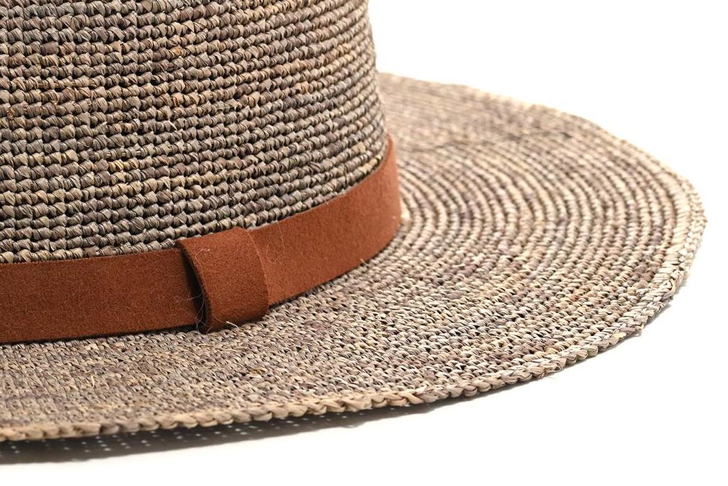 CAPPELLO RAFFIA FINE ESTIVO