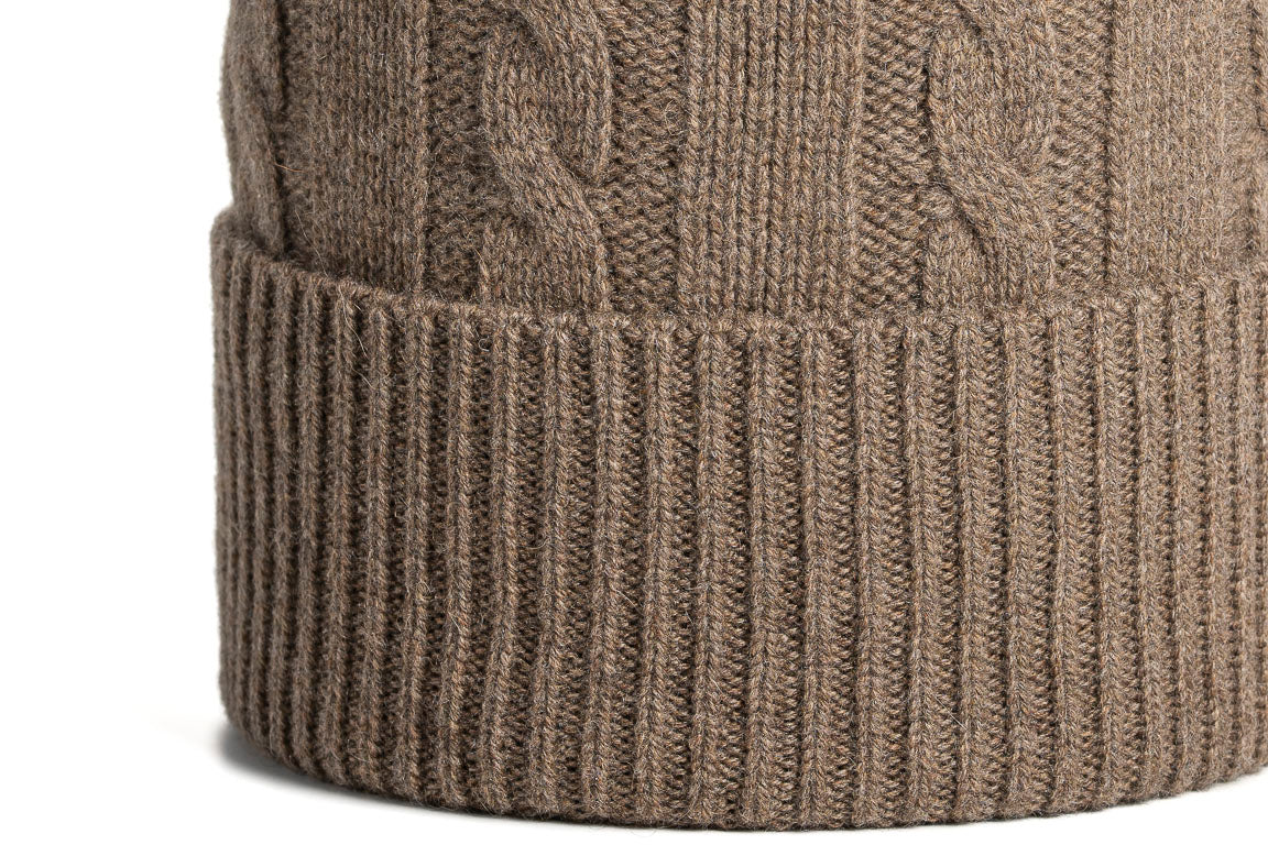 BERRETTO MAGLIA 100% CASHMERE CAPO TRECCE - PON PELLICCIA