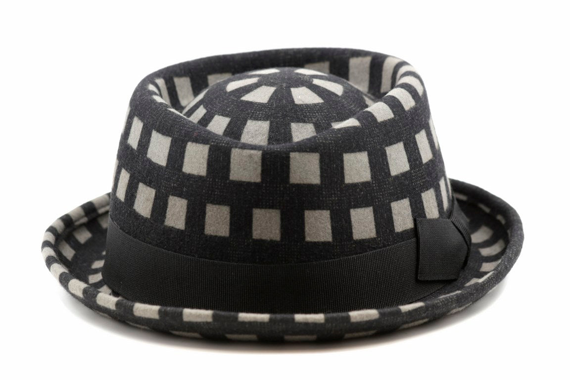 CAPPELLO FELTRO LANA DIS. 8