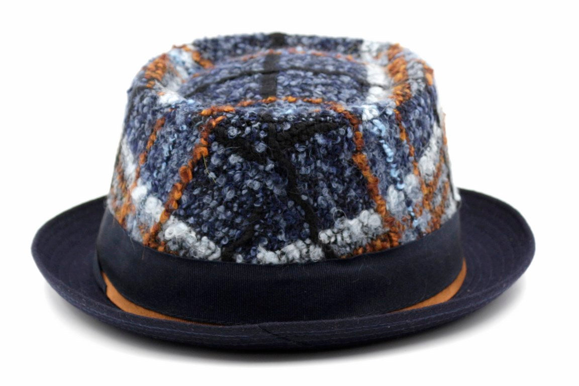 TRILBY BICOL. 5915 + 830