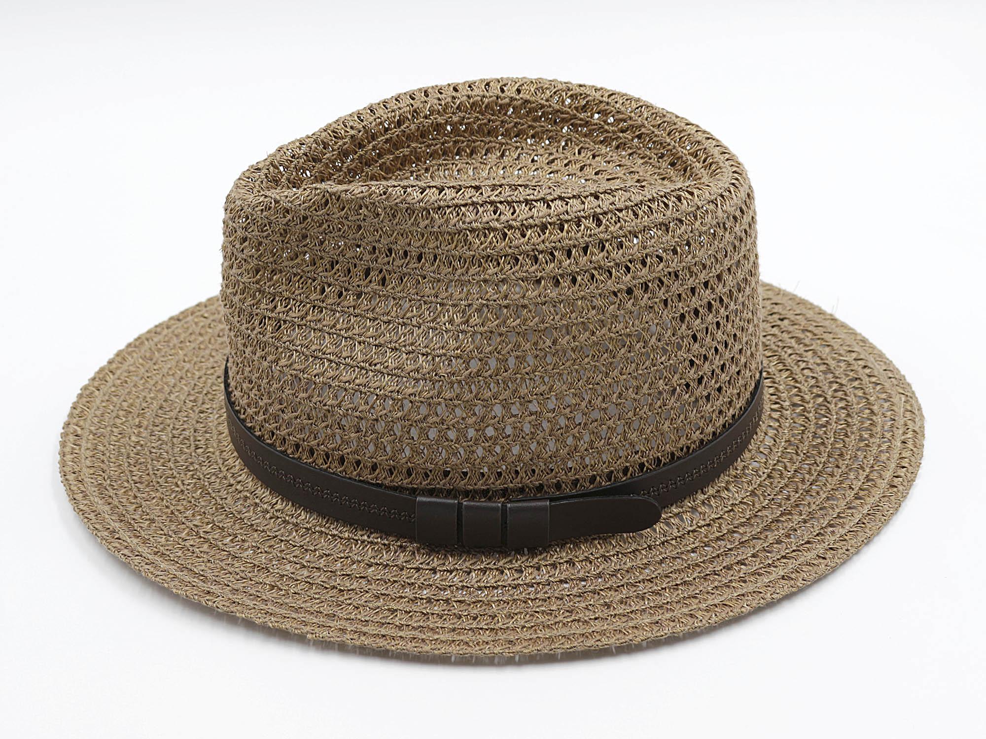 CAPPELLO RAFFIA CUCITA