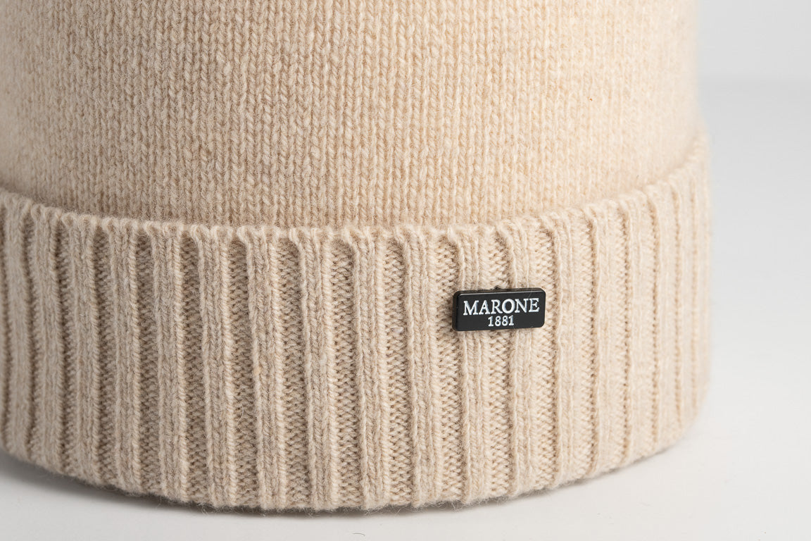 BERRETTO CASHMERE CAPO RASATO CON RISVOLTO A COSTE