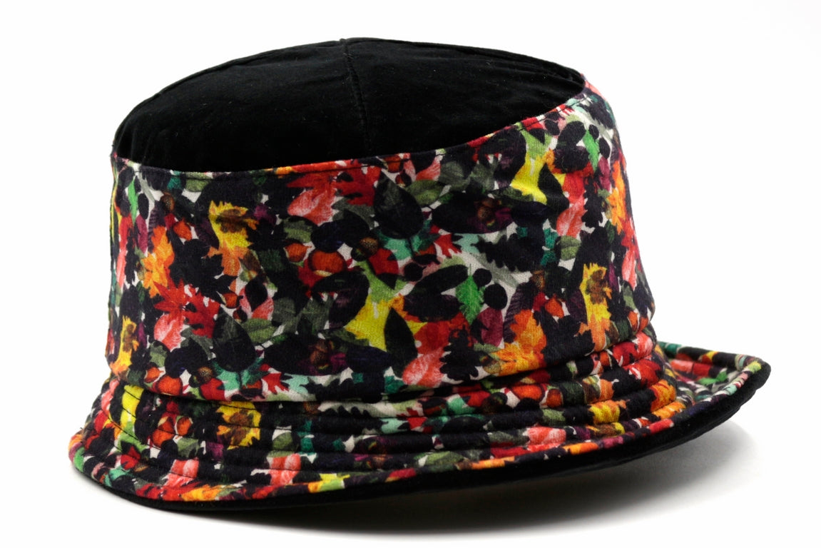CAPPELLO TESSUTO VELLUTO E LANA STAMPATA