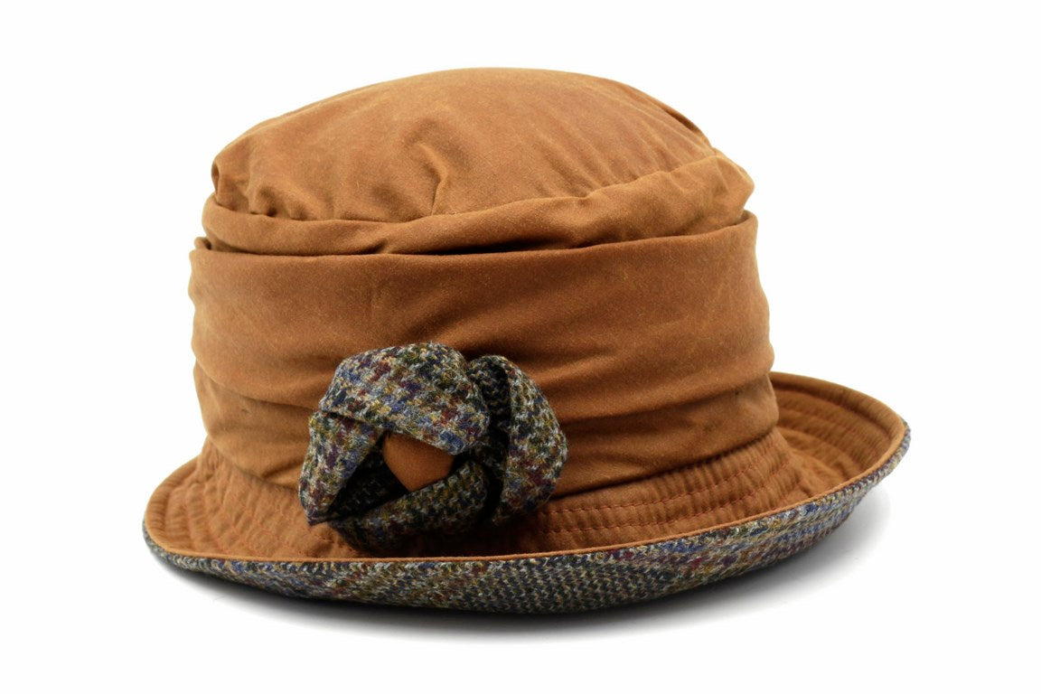 CAPPELLO TESSUTO DIS.5777+5783