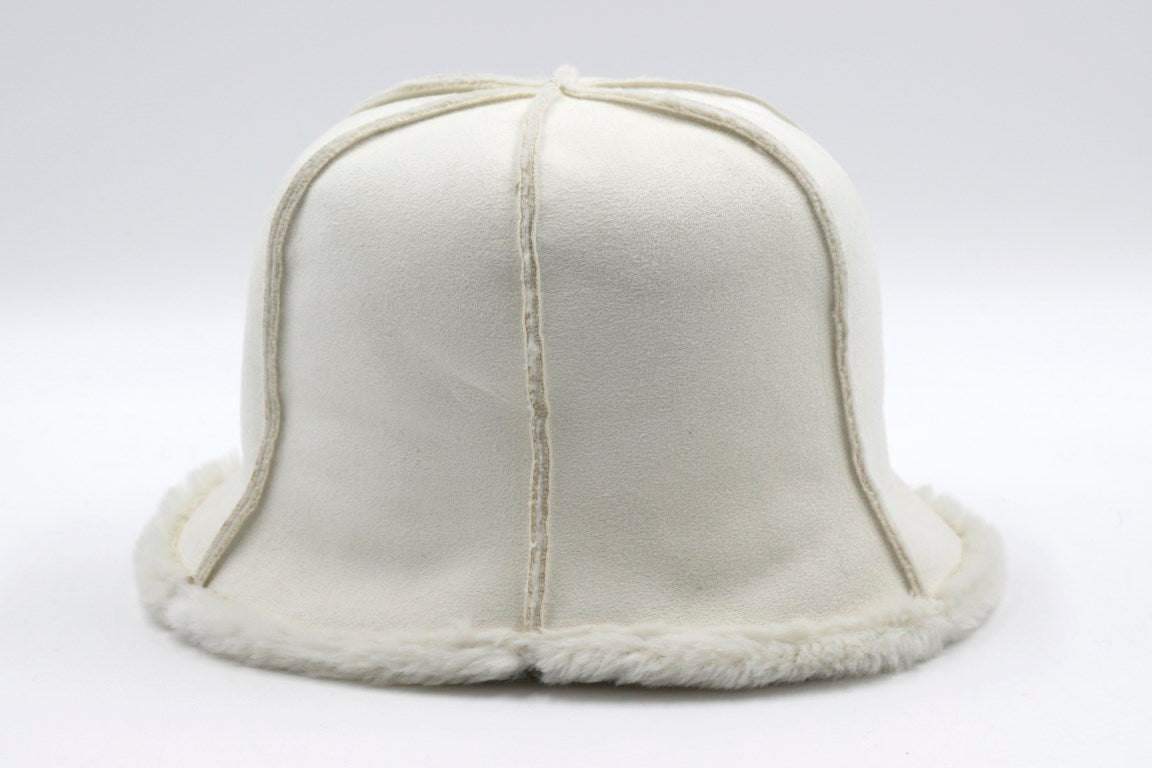 CLOCHE  POLAR  72%PL 22%PC 6%PU