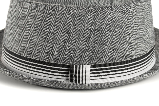 TRILBY  DIS  5904