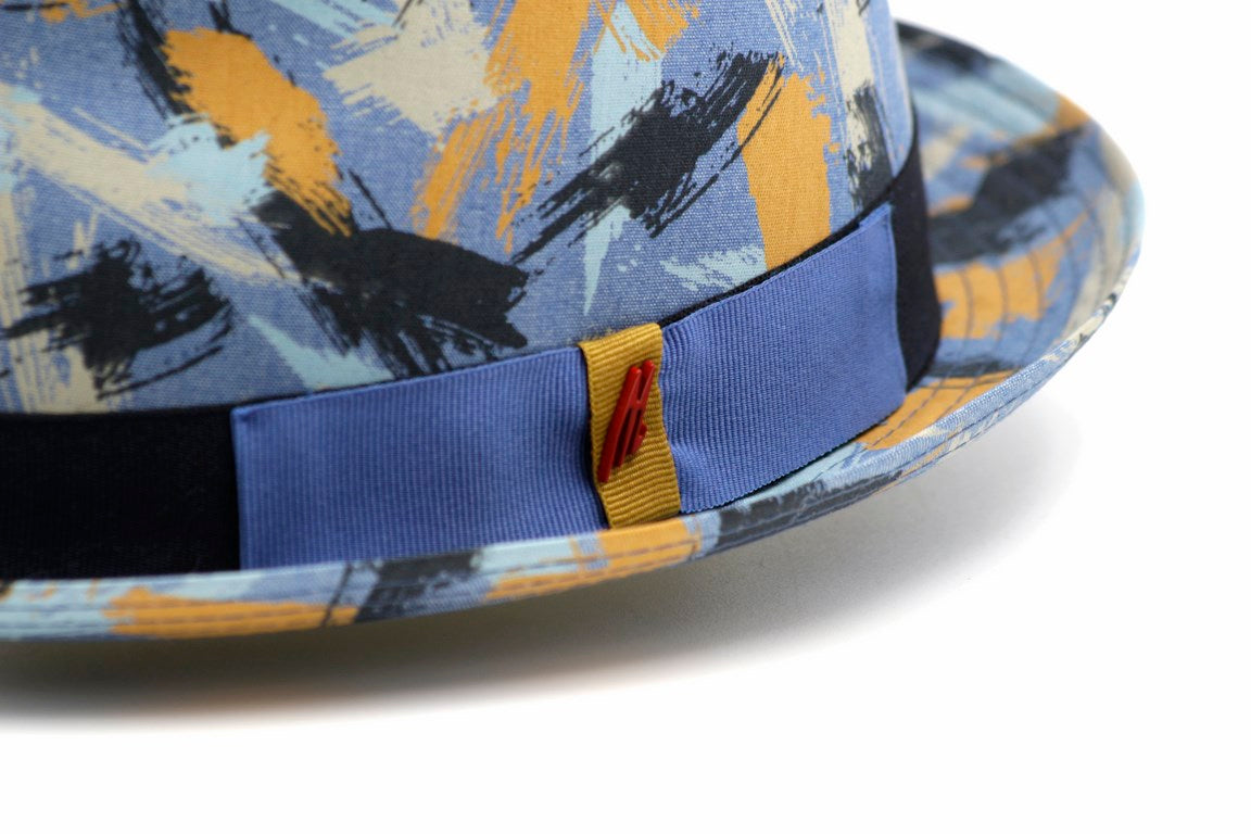 TRILBY  DIS  5884