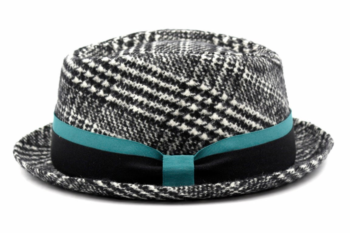 CAPPELLO TESSUTO