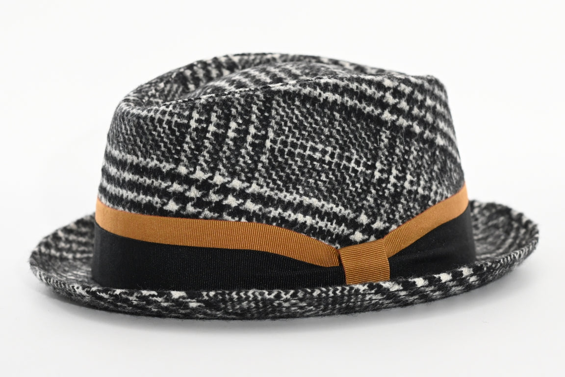 CAPPELLO TESSUTO