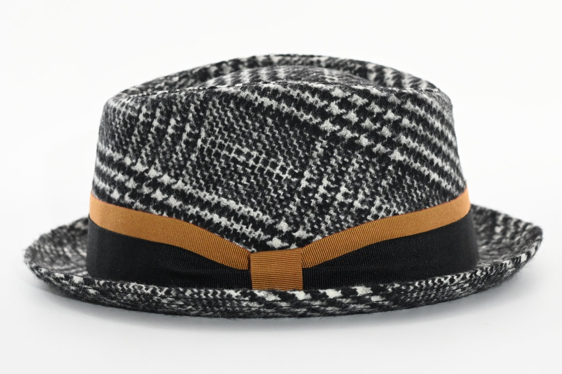 CAPPELLO TESSUTO