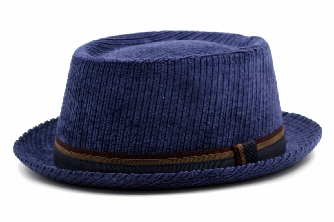 TRILBY  DIS  6143