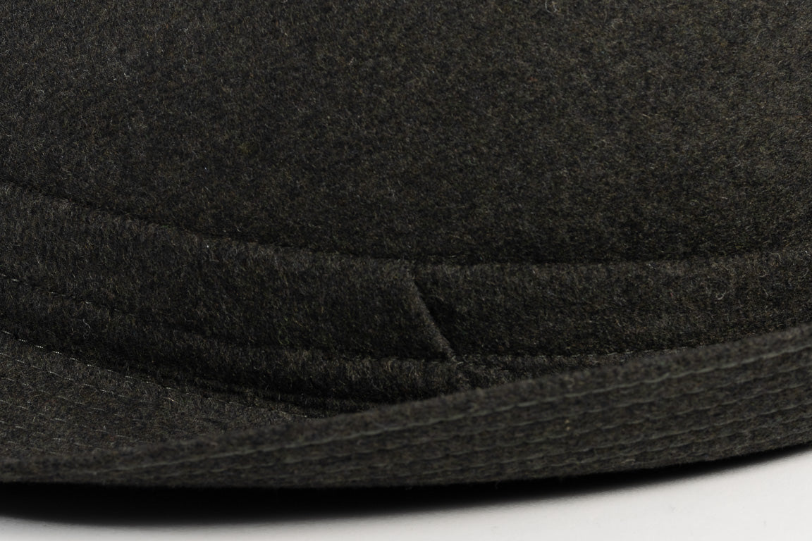 CAPPELLO TESSUTO TINTA UNITA TEFLON